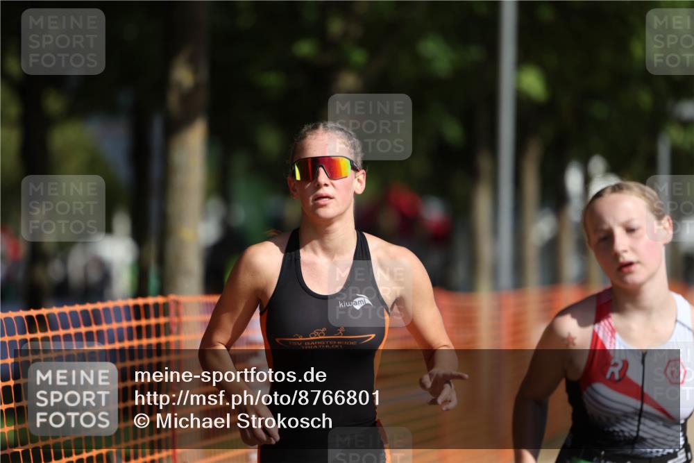 07.09.2025 - 19. Norderstedt Triathlon Michael Strokosch http://msf.ph/oto/8766801 07.09.2025 10:50:59 Laufen 75, 687 meine-sportfotos.de
