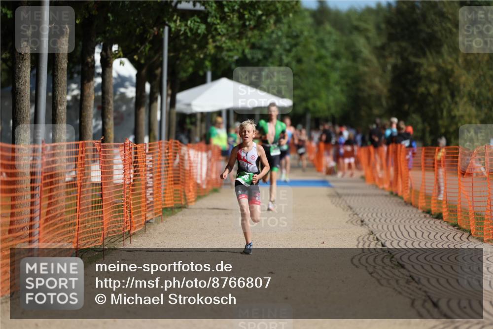 07.09.2025 - 19. Norderstedt Triathlon Michael Strokosch http://msf.ph/oto/8766807 07.09.2025 10:51:03 Laufen 75, 80, 663, 687 meine-sportfotos.de