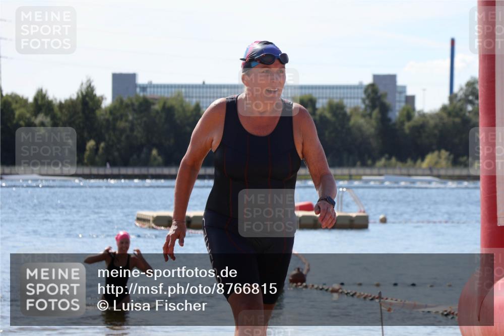 07.09.2025 - 19. Norderstedt Triathlon Luisa Fischer http://msf.ph/oto/8766815 07.09.2025 12:42:51 Schwimmen 314 meine-sportfotos.de
