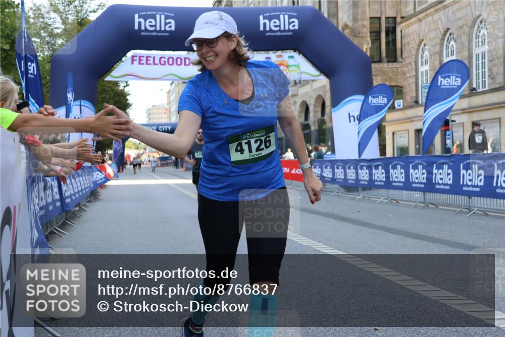 07.09.2025 - BARMER Alsterlauf Strokosch-Dieckow http://msf.ph/oto/8766837 07.09.2025 10:30:32 Ziel 3324, 3451, 6239, 6240 meine-sportfotos.de