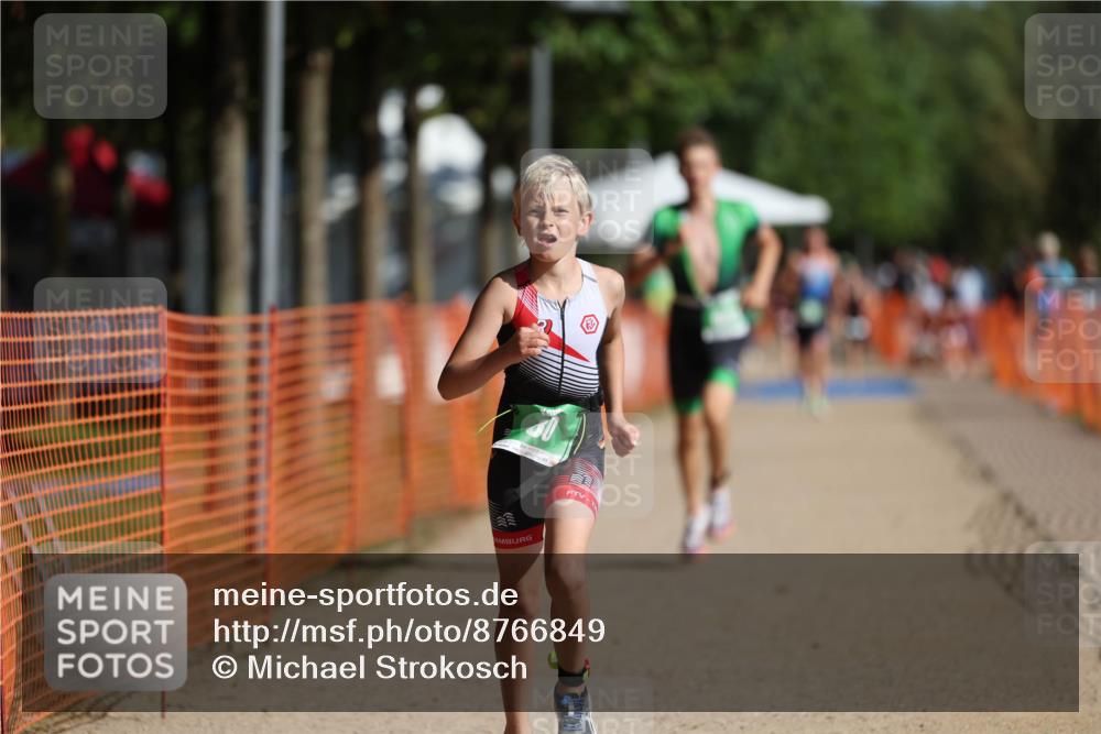 07.09.2025 - 19. Norderstedt Triathlon Michael Strokosch http://msf.ph/oto/8766849 07.09.2025 10:51:07 Laufen 80, 663 meine-sportfotos.de