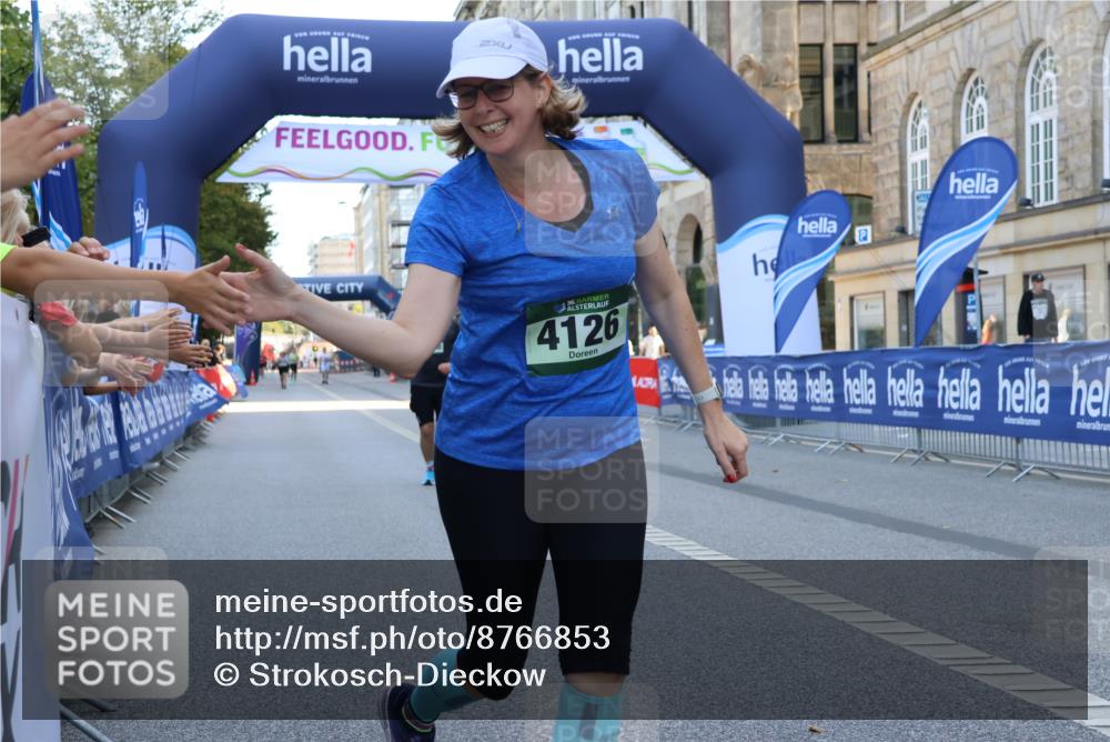 07.09.2025 - BARMER Alsterlauf Strokosch-Dieckow http://msf.ph/oto/8766853 07.09.2025 10:30:32 Ziel 3324, 3451, 6239, 6240 meine-sportfotos.de