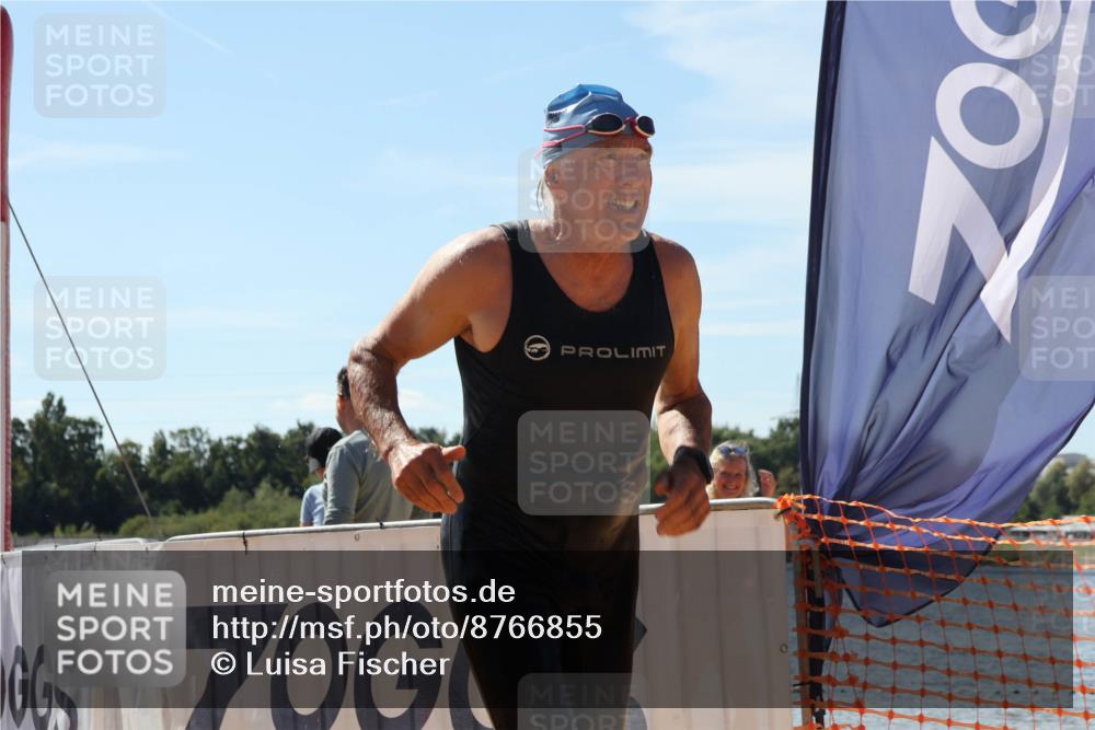 07.09.2025 - 19. Norderstedt Triathlon Luisa Fischer http://msf.ph/oto/8766855 07.09.2025 12:43:50 Schwimmen 325 meine-sportfotos.de
