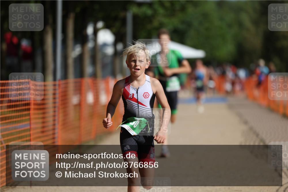 07.09.2025 - 19. Norderstedt Triathlon Michael Strokosch http://msf.ph/oto/8766856 07.09.2025 10:51:08 Laufen 80, 663 meine-sportfotos.de