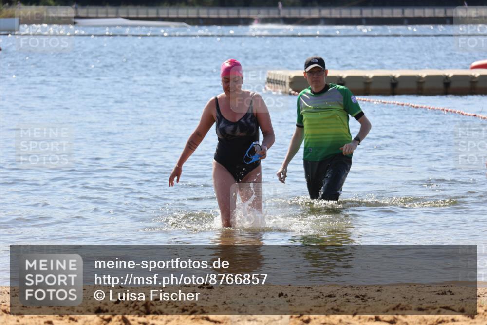 07.09.2025 - 19. Norderstedt Triathlon Luisa Fischer http://msf.ph/oto/8766857 07.09.2025 12:45:15 Schwimmen  meine-sportfotos.de