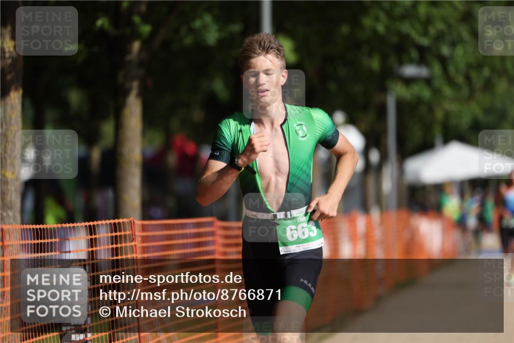 07.09.2025 - 19. Norderstedt Triathlon Michael Strokosch http://msf.ph/oto/8766871 07.09.2025 10:51:10 Laufen 80, 649, 663 meine-sportfotos.de