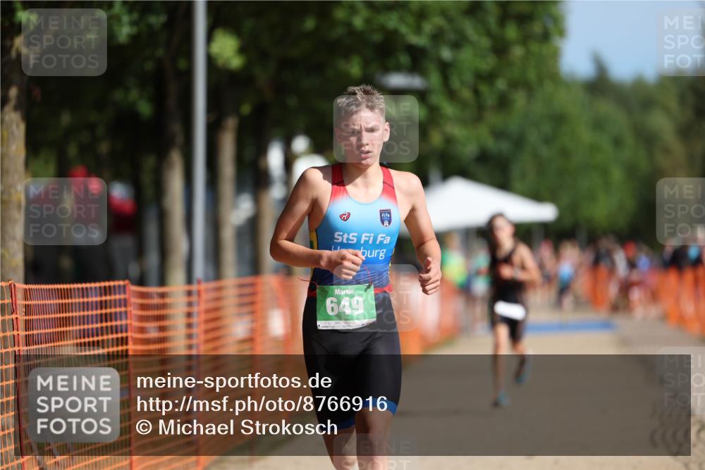 07.09.2025 - 19. Norderstedt Triathlon Michael Strokosch http://msf.ph/oto/8766916 07.09.2025 10:51:17 Laufen 68, 649 meine-sportfotos.de