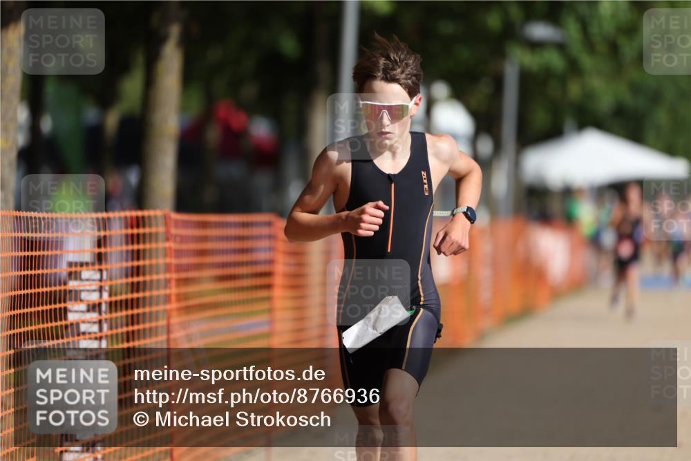 07.09.2025 - 19. Norderstedt Triathlon Michael Strokosch http://msf.ph/oto/8766936 07.09.2025 10:51:21 Laufen 68, 649 meine-sportfotos.de