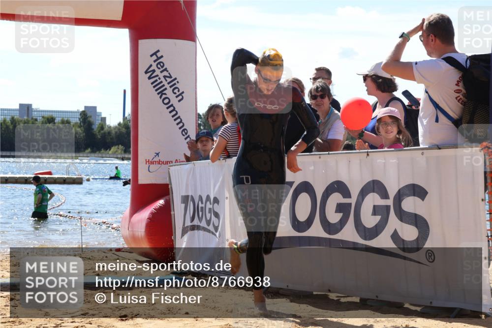 07.09.2025 - 19. Norderstedt Triathlon Luisa Fischer http://msf.ph/oto/8766938 07.09.2025 13:22:32 Schwimmen 996, 1001 meine-sportfotos.de