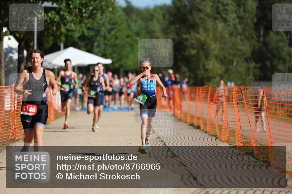 07.09.2025 - 19. Norderstedt Triathlon Michael Strokosch http://msf.ph/oto/8766965 07.09.2025 10:51:30 Laufen 56, 648, 673, 686, 1146 meine-sportfotos.de