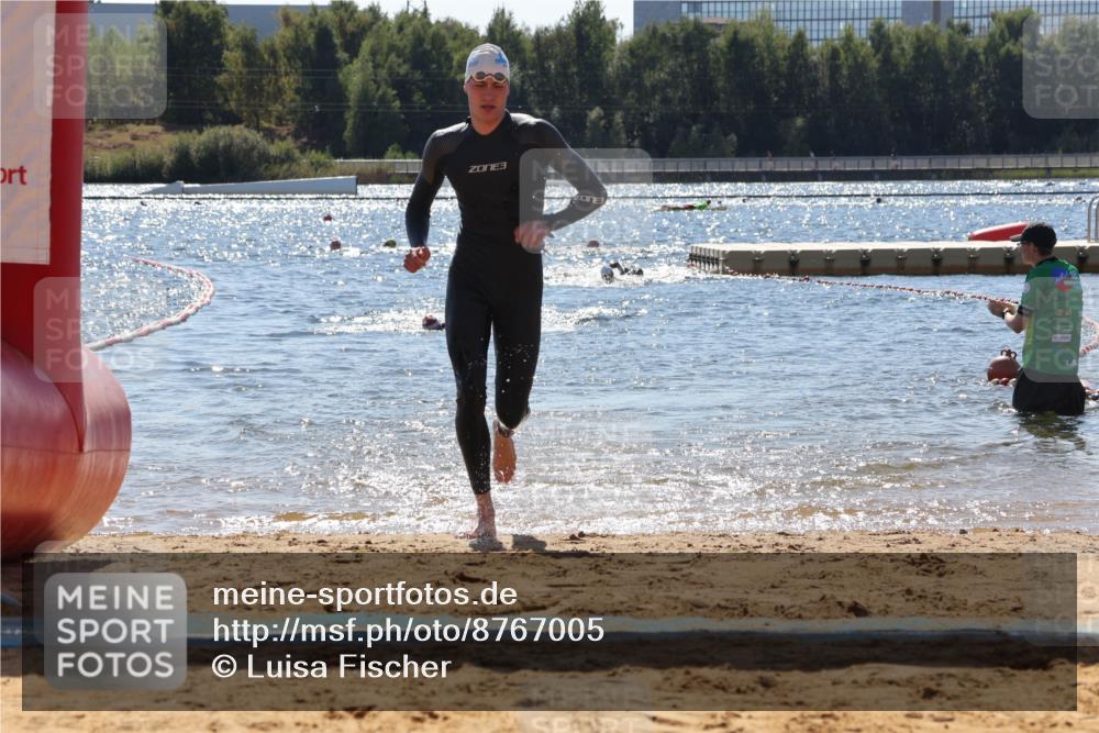 07.09.2025 - 19. Norderstedt Triathlon Luisa Fischer http://msf.ph/oto/8767005 07.09.2025 13:23:58 Schwimmen 392 meine-sportfotos.de
