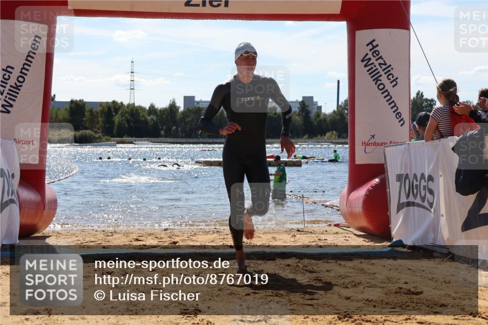 07.09.2025 - 19. Norderstedt Triathlon Luisa Fischer http://msf.ph/oto/8767019 07.09.2025 13:24:00 Schwimmen 392 meine-sportfotos.de