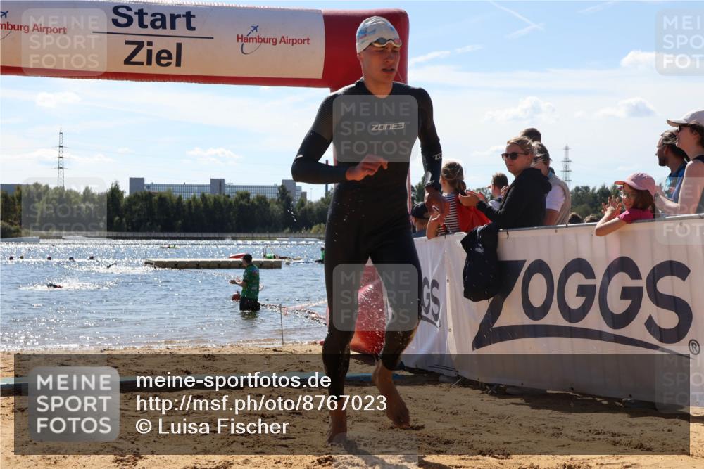 07.09.2025 - 19. Norderstedt Triathlon Luisa Fischer http://msf.ph/oto/8767023 07.09.2025 13:24:01 Schwimmen 392 meine-sportfotos.de
