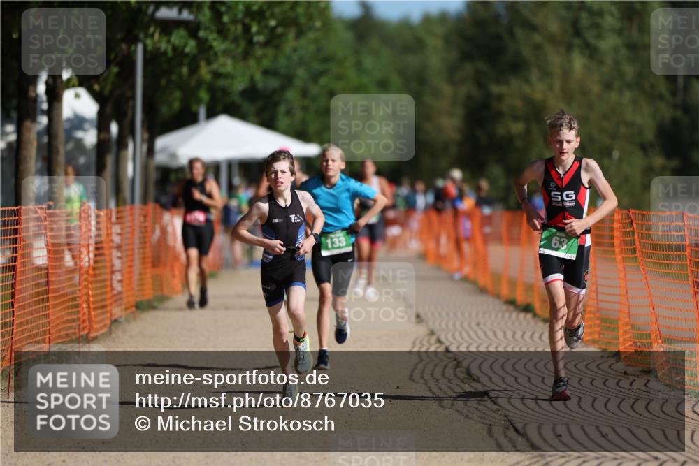 07.09.2025 - 19. Norderstedt Triathlon Michael Strokosch http://msf.ph/oto/8767035 07.09.2025 10:51:40 Laufen 63, 66, 133, 648, 673, 686 meine-sportfotos.de