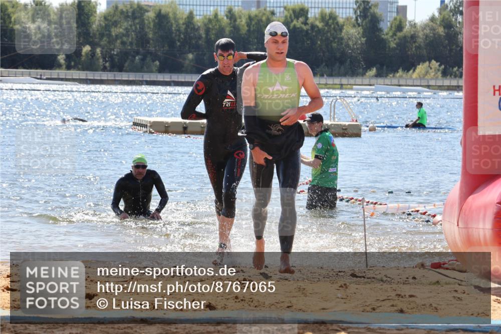 07.09.2025 - 19. Norderstedt Triathlon Luisa Fischer http://msf.ph/oto/8767065 07.09.2025 13:24:33 Schwimmen 997, 999, 1003, 1007 meine-sportfotos.de