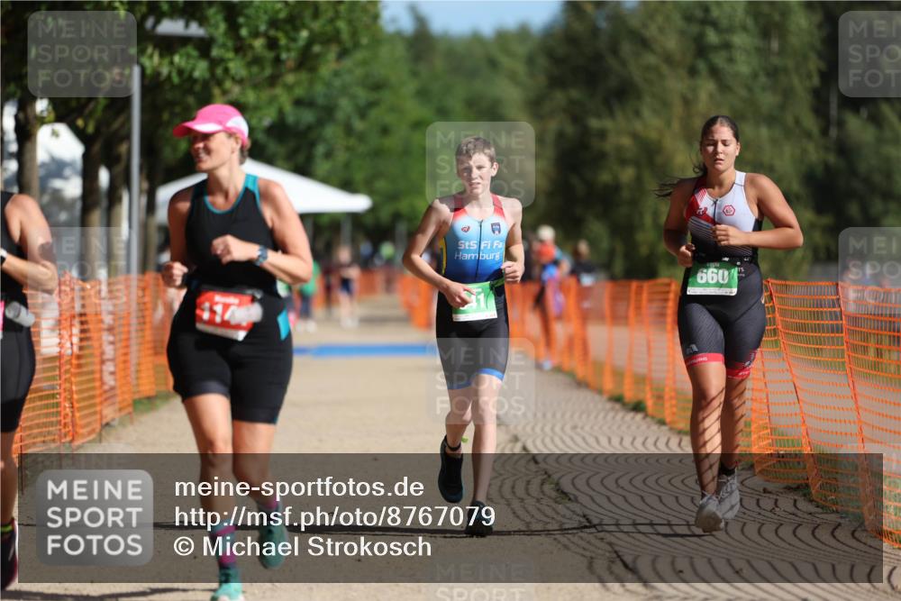 07.09.2025 - 19. Norderstedt Triathlon Michael Strokosch http://msf.ph/oto/8767079 07.09.2025 10:51:49 Laufen 133, 641, 660, 1114, 1141 meine-sportfotos.de