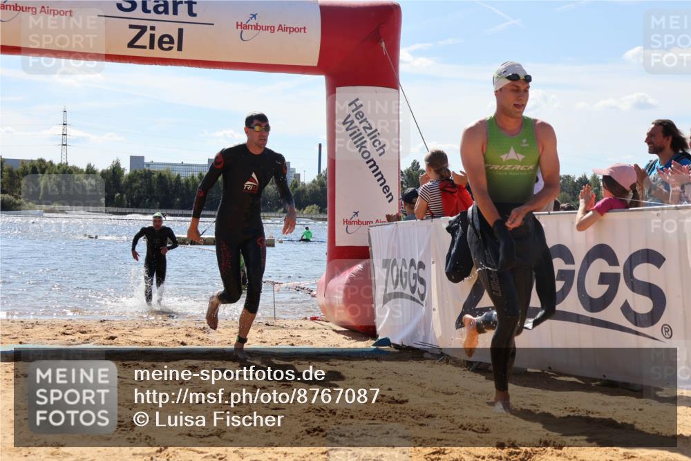07.09.2025 - 19. Norderstedt Triathlon Luisa Fischer http://msf.ph/oto/8767087 07.09.2025 13:24:36 Schwimmen 997, 1003, 1007 meine-sportfotos.de