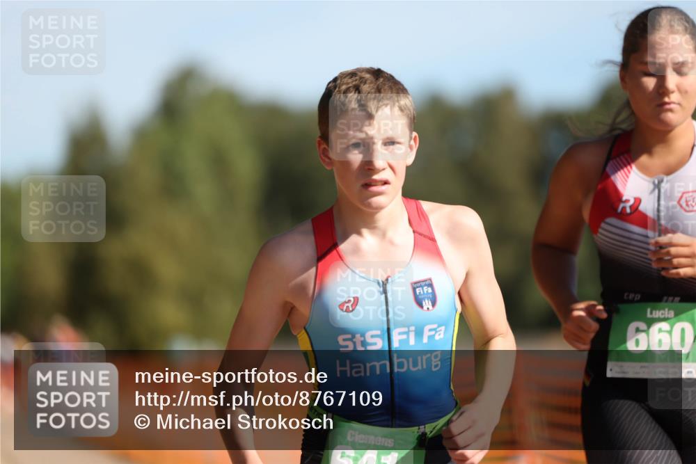 07.09.2025 - 19. Norderstedt Triathlon Michael Strokosch http://msf.ph/oto/8767109 07.09.2025 10:51:54 Laufen 112, 641, 660, 667, 1114, 1141 meine-sportfotos.de