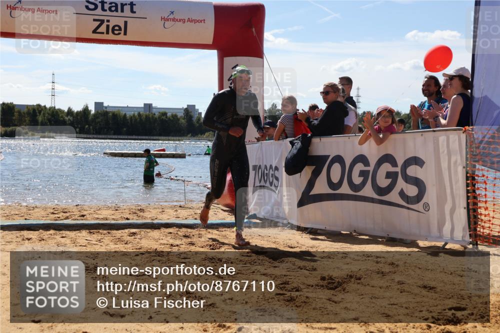 07.09.2025 - 19. Norderstedt Triathlon Luisa Fischer http://msf.ph/oto/8767110 07.09.2025 13:24:40 Schwimmen 997, 1003, 1007 meine-sportfotos.de