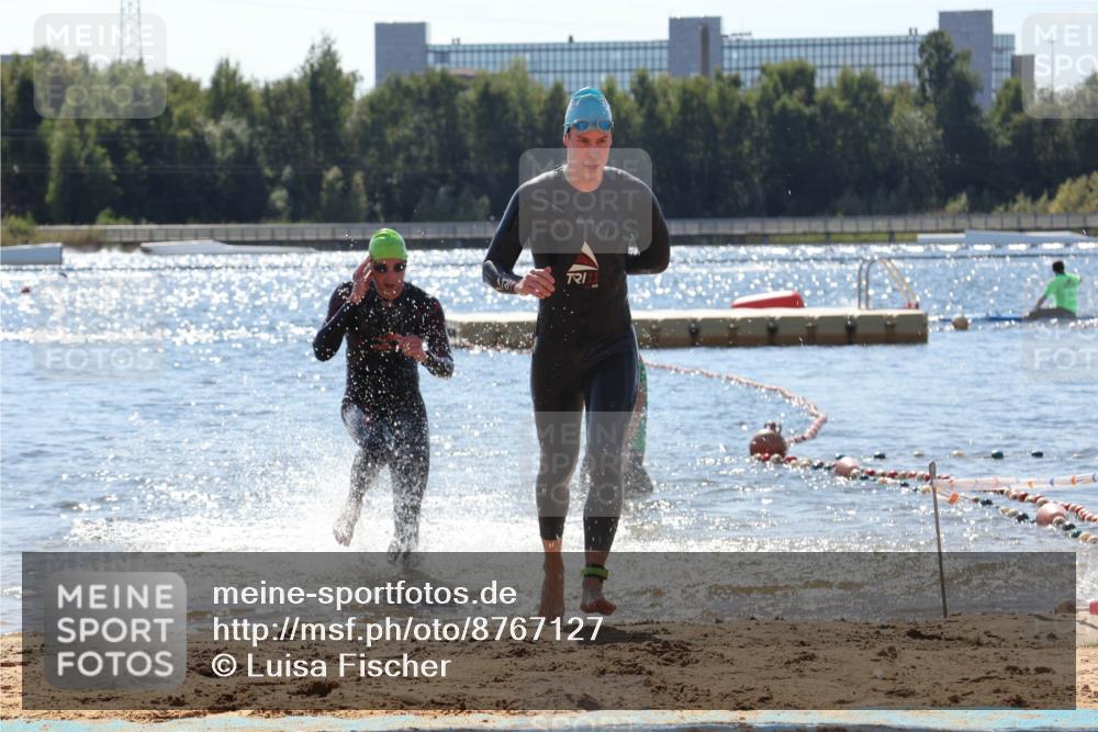 07.09.2025 - 19. Norderstedt Triathlon Luisa Fischer http://msf.ph/oto/8767127 07.09.2025 13:25:22 Schwimmen 1004, 1015 meine-sportfotos.de