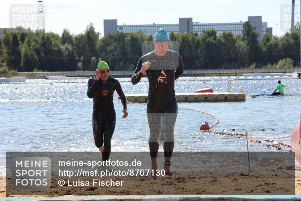 07.09.2025 - 19. Norderstedt Triathlon Luisa Fischer http://msf.ph/oto/8767130 07.09.2025 13:25:22 Schwimmen 1004, 1015 meine-sportfotos.de