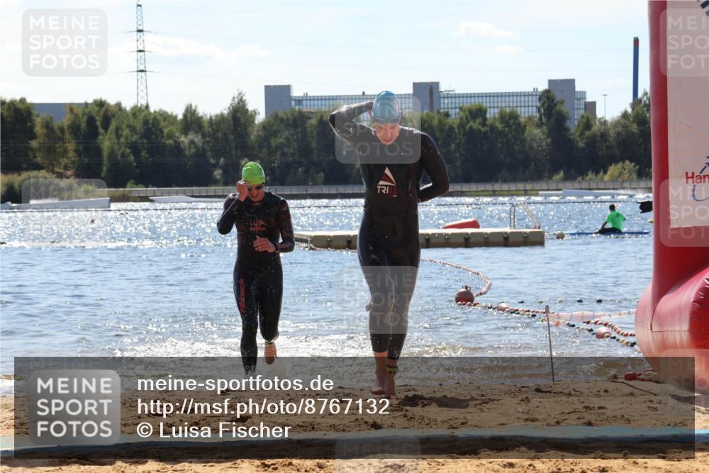 07.09.2025 - 19. Norderstedt Triathlon Luisa Fischer http://msf.ph/oto/8767132 07.09.2025 13:25:23 Schwimmen 1004, 1015 meine-sportfotos.de