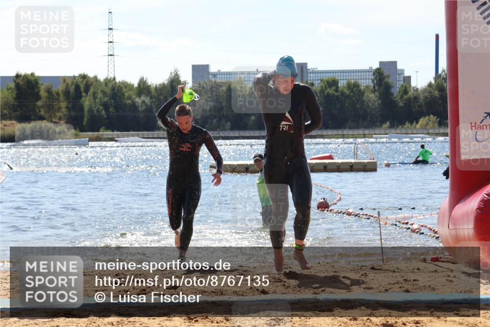 07.09.2025 - 19. Norderstedt Triathlon Luisa Fischer http://msf.ph/oto/8767135 07.09.2025 13:25:23 Schwimmen 1004, 1015 meine-sportfotos.de