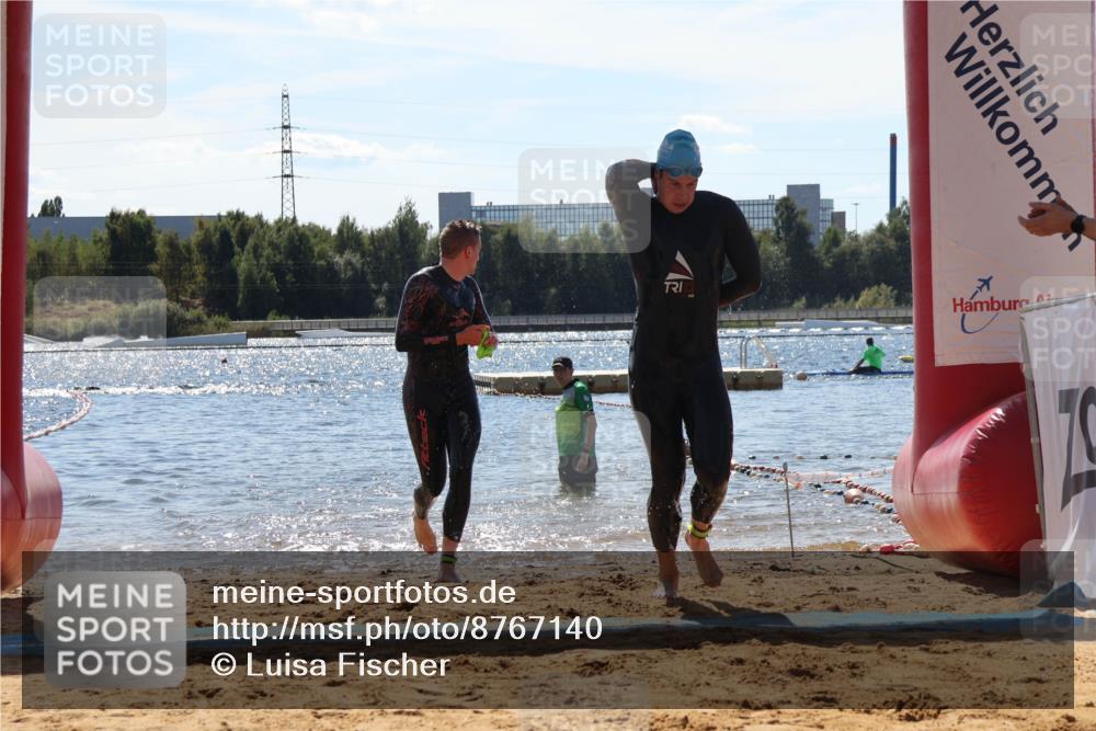 07.09.2025 - 19. Norderstedt Triathlon Luisa Fischer http://msf.ph/oto/8767140 07.09.2025 13:25:24 Schwimmen 1004, 1015 meine-sportfotos.de