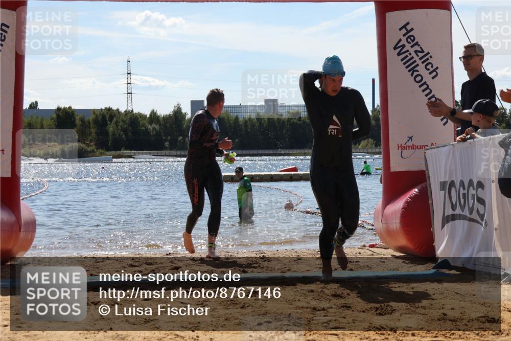 07.09.2025 - 19. Norderstedt Triathlon Luisa Fischer http://msf.ph/oto/8767146 07.09.2025 13:25:24 Schwimmen 1004, 1015 meine-sportfotos.de