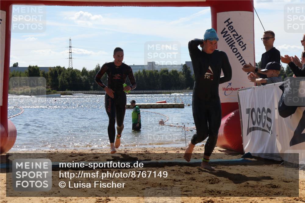 07.09.2025 - 19. Norderstedt Triathlon Luisa Fischer http://msf.ph/oto/8767149 07.09.2025 13:25:25 Schwimmen 1004, 1015 meine-sportfotos.de