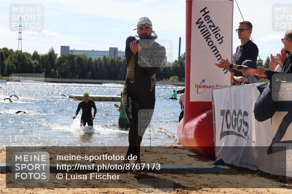 07.09.2025 - 19. Norderstedt Triathlon Luisa Fischer http://msf.ph/oto/8767173 07.09.2025 13:26:20 Schwimmen 1006, 1016 meine-sportfotos.de