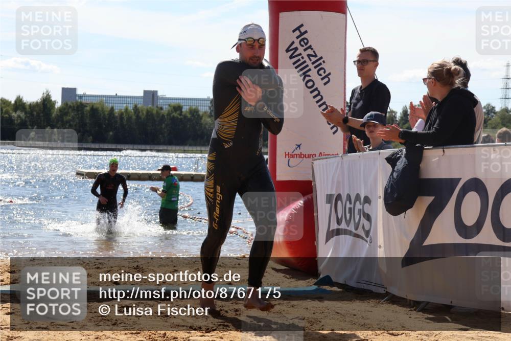 07.09.2025 - 19. Norderstedt Triathlon Luisa Fischer http://msf.ph/oto/8767175 07.09.2025 13:26:20 Schwimmen 1006, 1016 meine-sportfotos.de