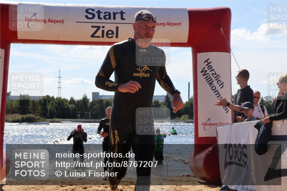 07.09.2025 - 19. Norderstedt Triathlon Luisa Fischer http://msf.ph/oto/8767207 07.09.2025 13:27:01 Schwimmen 394, 965, 1038 meine-sportfotos.de