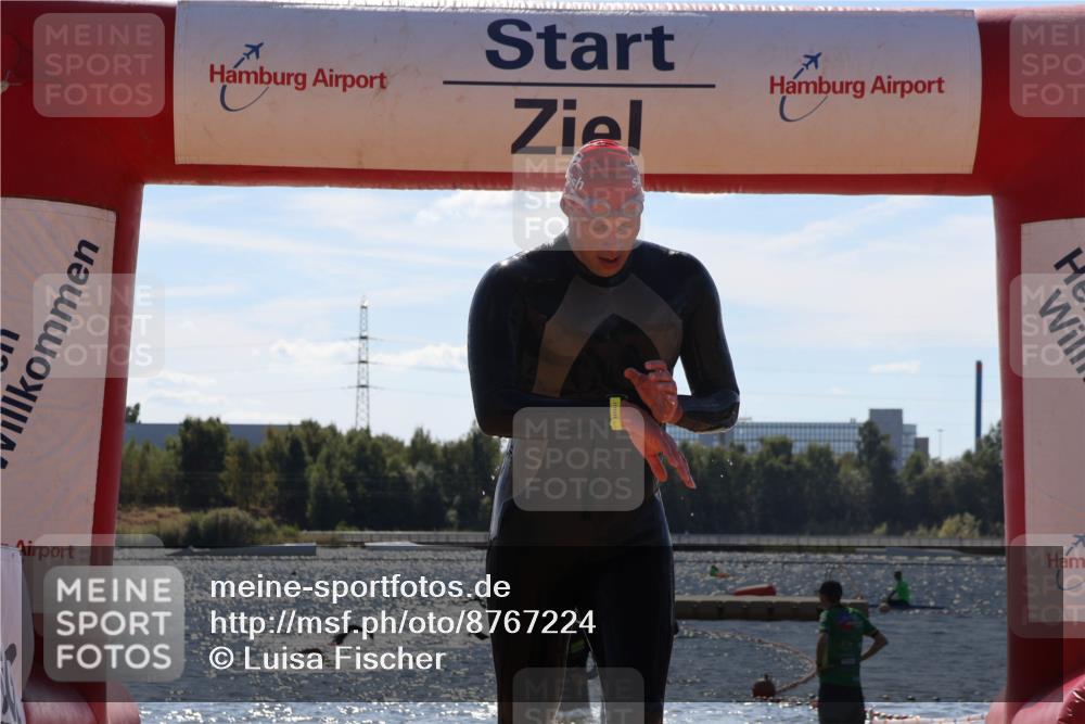 07.09.2025 - 19. Norderstedt Triathlon Luisa Fischer http://msf.ph/oto/8767224 07.09.2025 13:27:09 Schwimmen 394, 965, 1028, 1467 meine-sportfotos.de