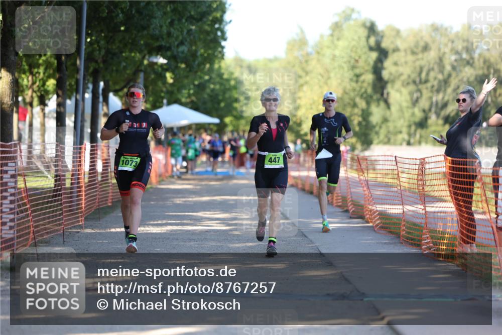 07.09.2025 - 19. Norderstedt Triathlon Michael Strokosch http://msf.ph/oto/8767257 07.09.2025 16:14:43 Laufen 425, 447, 538, 1073 meine-sportfotos.de