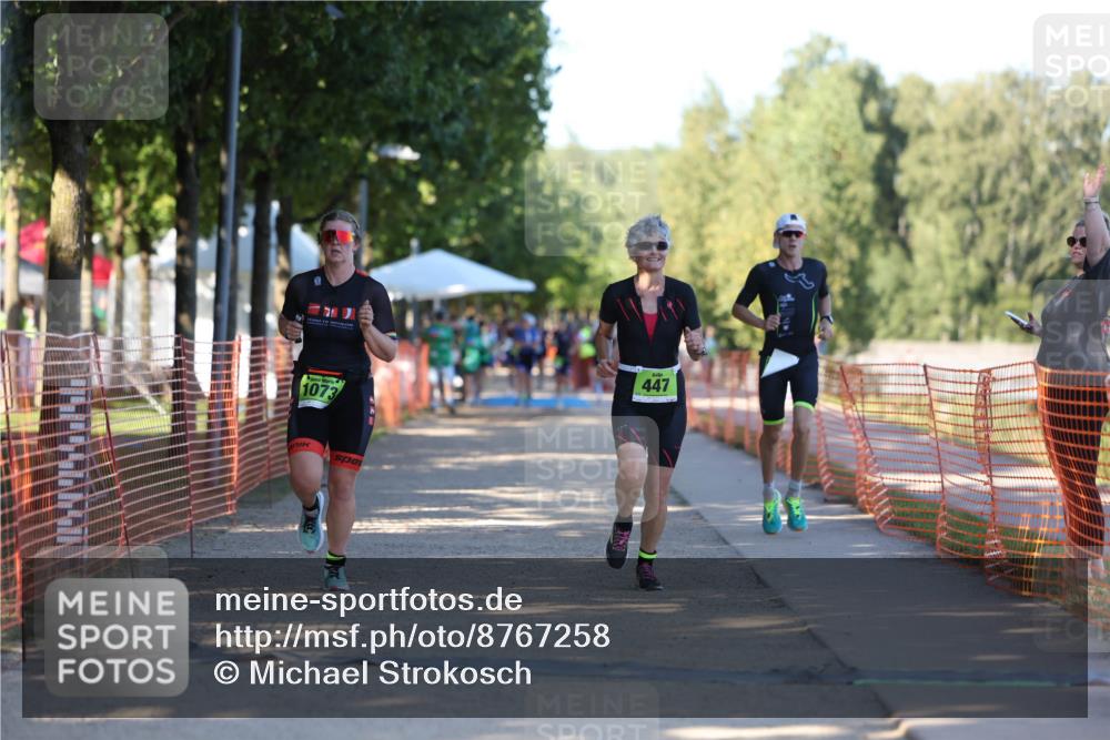 07.09.2025 - 19. Norderstedt Triathlon Michael Strokosch http://msf.ph/oto/8767258 07.09.2025 16:14:43 Laufen 425, 447, 538, 1073 meine-sportfotos.de