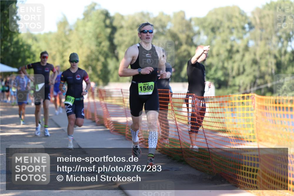07.09.2025 - 19. Norderstedt Triathlon Michael Strokosch http://msf.ph/oto/8767283 07.09.2025 16:14:58 Laufen 479, 494, 1051, 1065, 1590, 1600 meine-sportfotos.de