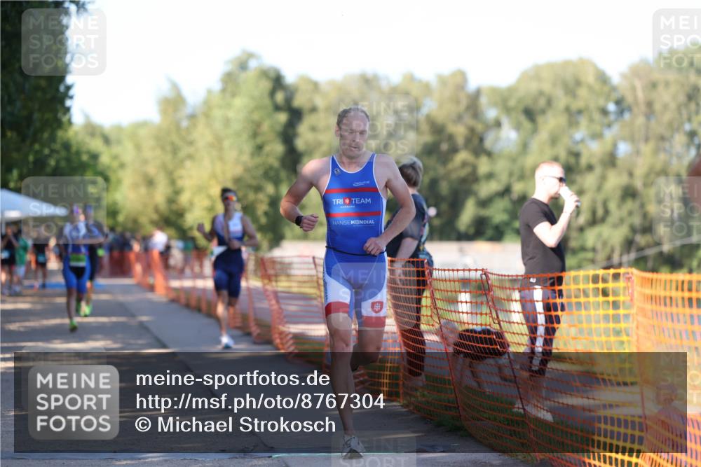 07.09.2025 - 19. Norderstedt Triathlon Michael Strokosch http://msf.ph/oto/8767304 07.09.2025 16:15:04 Laufen 479, 494, 536, 540, 1051, 1065, 1563, 1600 meine-sportfotos.de