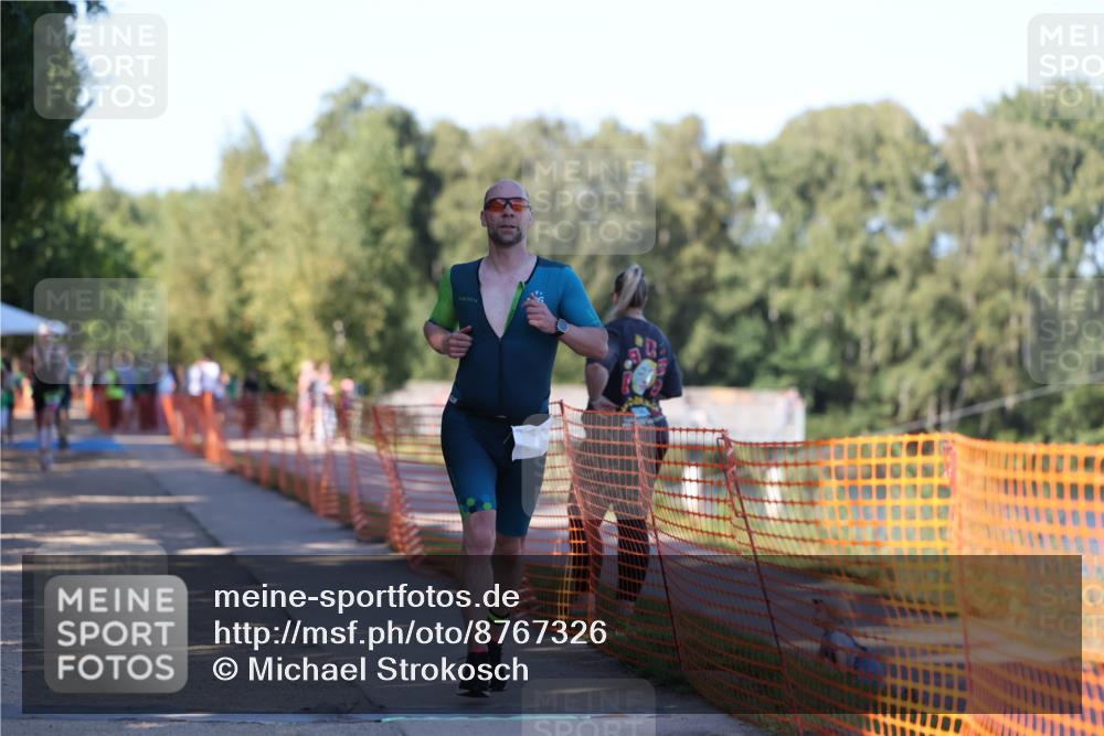 07.09.2025 - 19. Norderstedt Triathlon Michael Strokosch http://msf.ph/oto/8767326 07.09.2025 16:15:15 Laufen 530, 540 meine-sportfotos.de