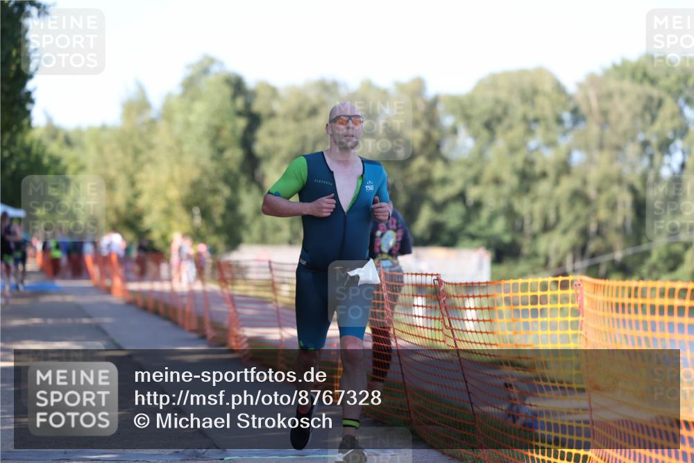 07.09.2025 - 19. Norderstedt Triathlon Michael Strokosch http://msf.ph/oto/8767328 07.09.2025 16:15:15 Laufen 530, 540 meine-sportfotos.de