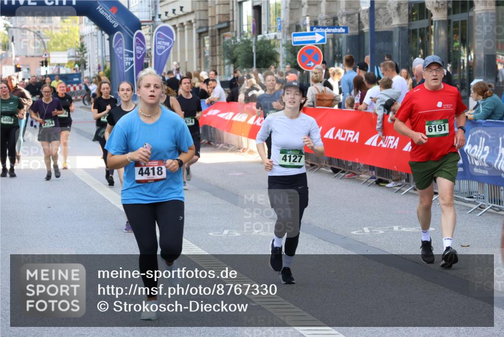 07.09.2025 - BARMER Alsterlauf Strokosch-Dieckow http://msf.ph/oto/8767330 07.09.2025 10:11:18 Ziel 2283, 2293, 2300, 2772, 2820, 2846, 2847, 2934, 3348, 3349, 3393, 3398, 3526, 3692, 3783, 3792, 3867, 4045, 4376, 4491, 5166, 5448, 5649, 5650, 5758, 5760, 6124, 6130, 6144, 6180, 8038, 8039, 8126, 8264 meine-sportfotos.de