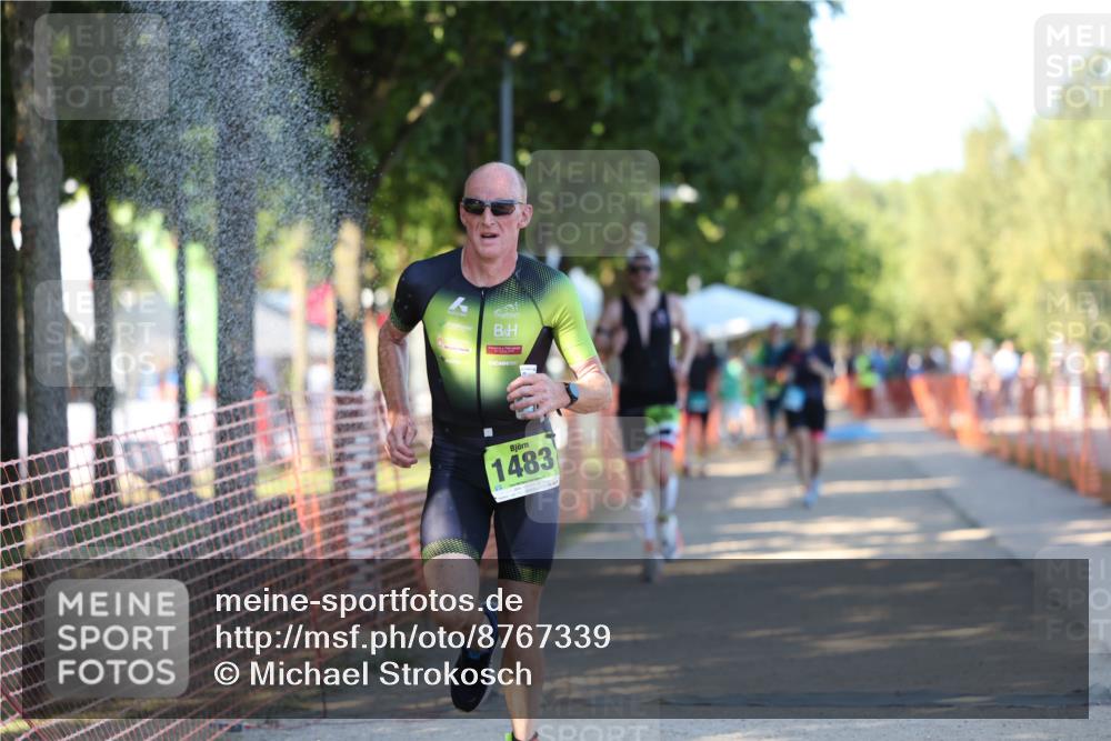 07.09.2025 - 19. Norderstedt Triathlon Michael Strokosch http://msf.ph/oto/8767339 07.09.2025 16:15:22 Laufen 550, 1430 meine-sportfotos.de