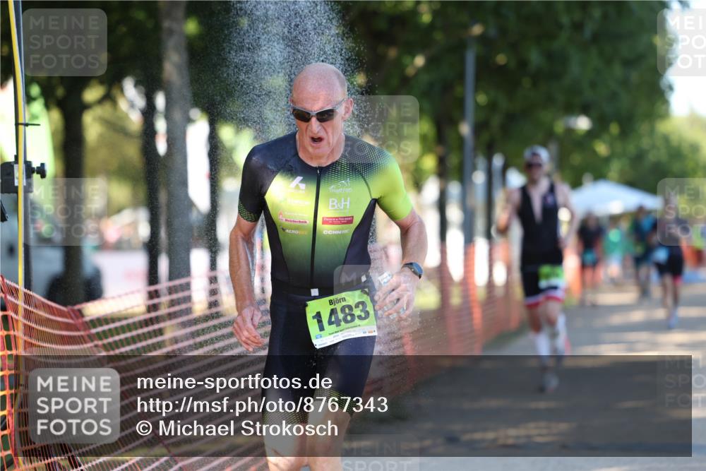 07.09.2025 - 19. Norderstedt Triathlon Michael Strokosch http://msf.ph/oto/8767343 07.09.2025 16:15:23 Laufen 550, 1430 meine-sportfotos.de