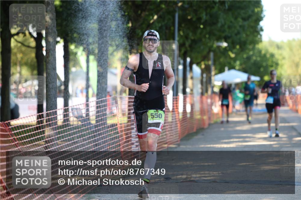07.09.2025 - 19. Norderstedt Triathlon Michael Strokosch http://msf.ph/oto/8767349 07.09.2025 16:15:24 Laufen 550, 1430 meine-sportfotos.de