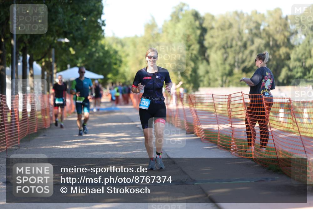 07.09.2025 - 19. Norderstedt Triathlon Michael Strokosch http://msf.ph/oto/8767374 07.09.2025 16:15:29 Laufen 532, 550, 1430 meine-sportfotos.de