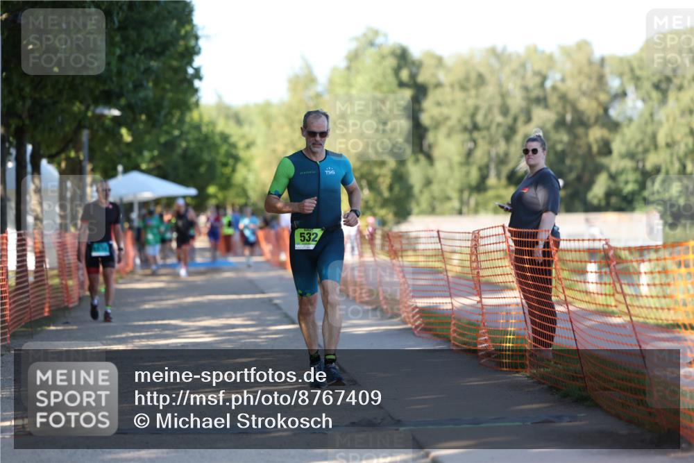 07.09.2025 - 19. Norderstedt Triathlon Michael Strokosch http://msf.ph/oto/8767409 07.09.2025 16:15:33 Laufen 532, 1430 meine-sportfotos.de