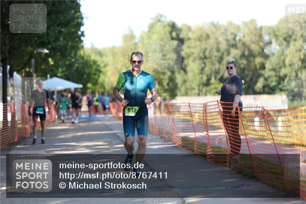 07.09.2025 - 19. Norderstedt Triathlon Michael Strokosch http://msf.ph/oto/8767411 07.09.2025 16:15:33 Laufen 532, 1430 meine-sportfotos.de
