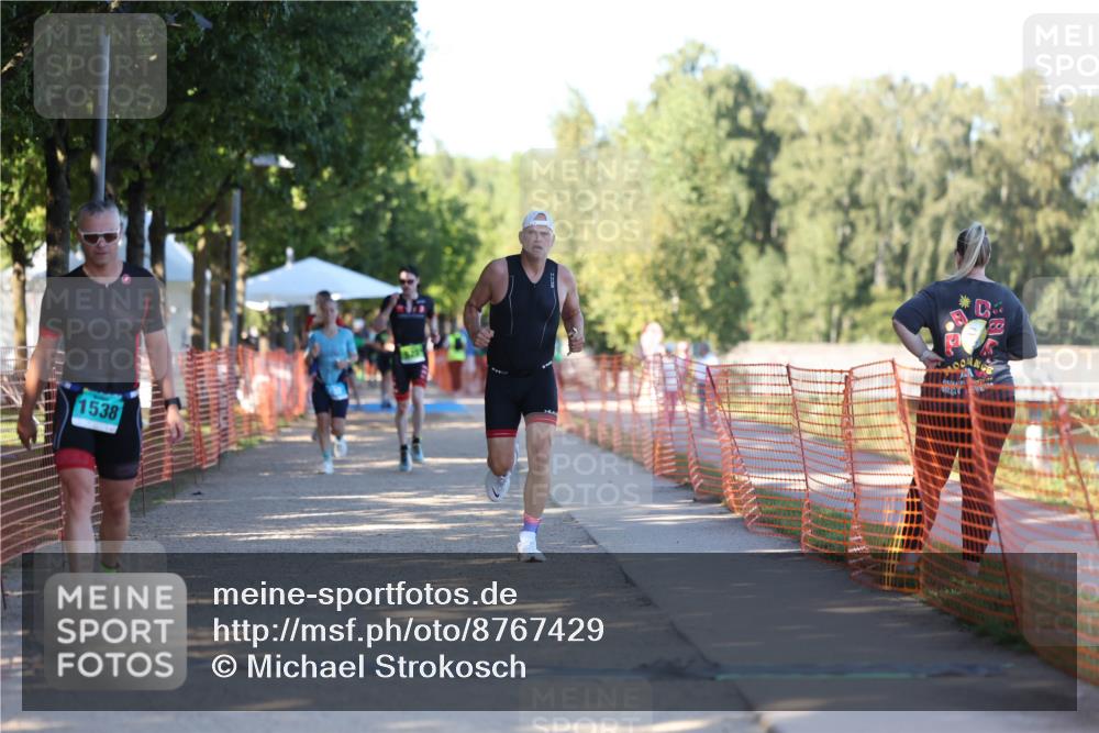 07.09.2025 - 19. Norderstedt Triathlon Michael Strokosch http://msf.ph/oto/8767429 07.09.2025 16:15:44 Laufen 430, 523, 1405, 1538 meine-sportfotos.de