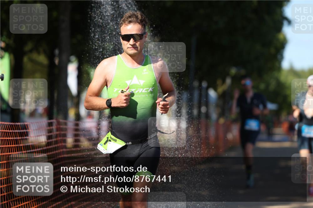 07.09.2025 - 19. Norderstedt Triathlon Michael Strokosch http://msf.ph/oto/8767441 07.09.2025 15:18:05 Laufen 398, 990, 1478 meine-sportfotos.de