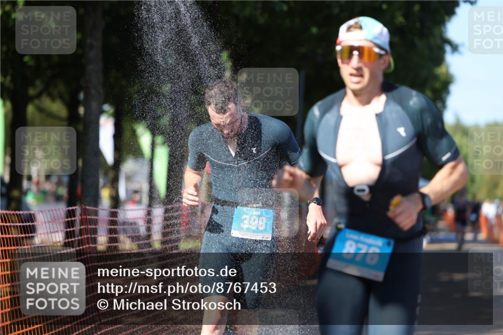 07.09.2025 - 19. Norderstedt Triathlon Michael Strokosch http://msf.ph/oto/8767453 07.09.2025 15:18:08 Laufen 398, 990 meine-sportfotos.de
